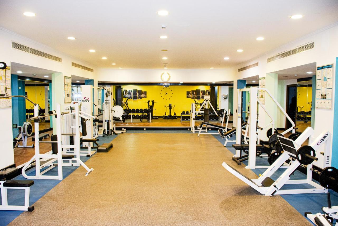 Al Corniche Hotel Jeddah Eksteriør billede The gym at the hotel